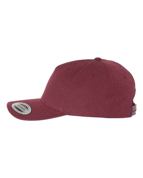 Premium Five-Panel Curved Visor Snapback Cap 5789M
